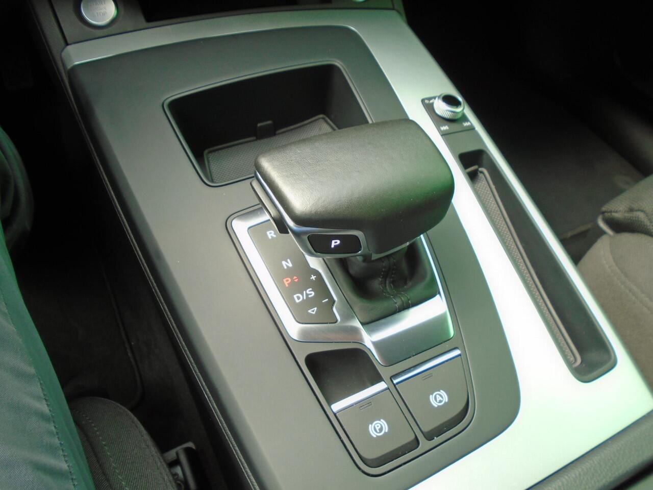 Audi Q5 50 TFSI e Advanced edition