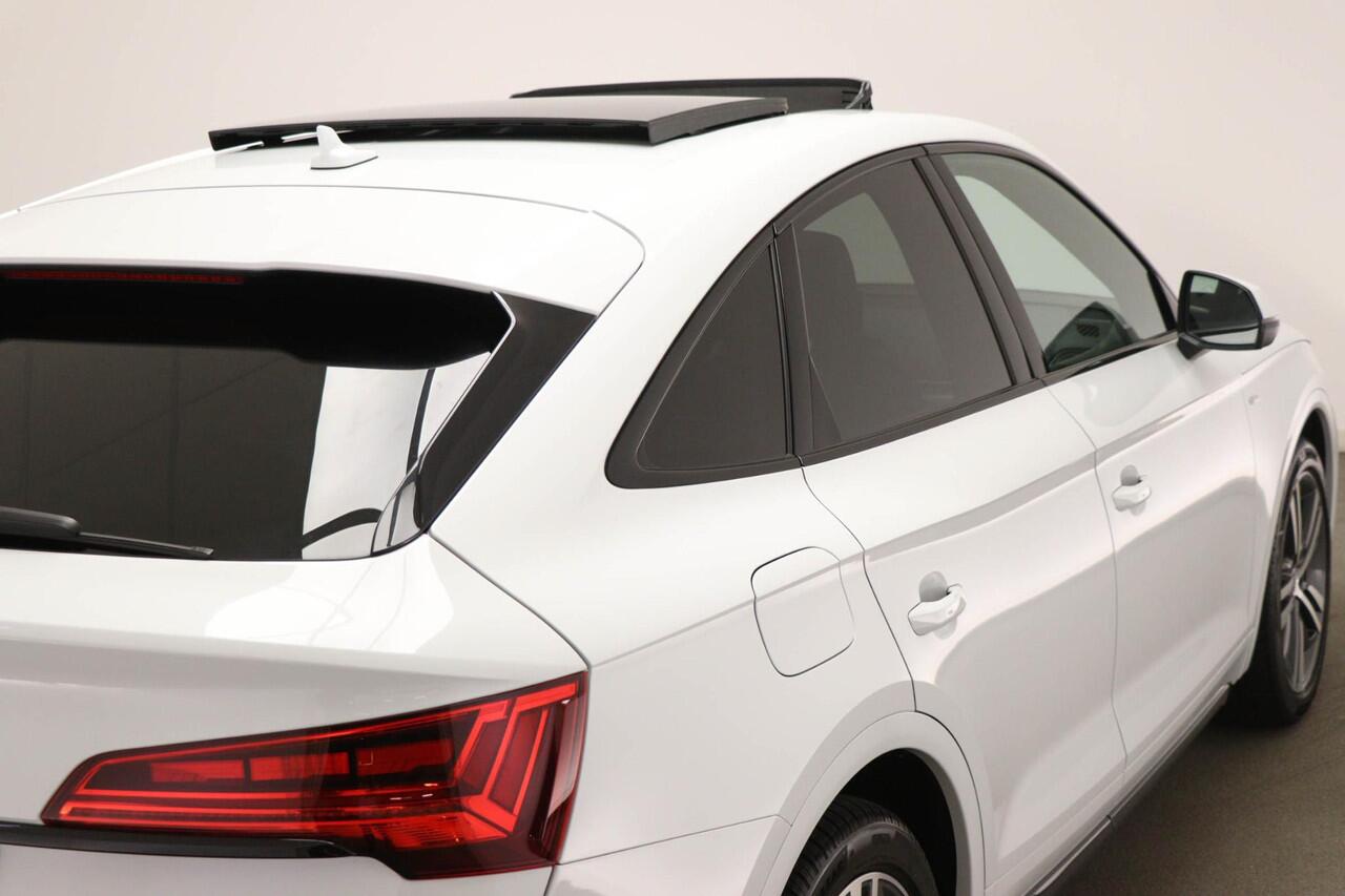 Audi Q5 Sportback 55 TFSI e S edition | PANORAMADAK | LUCHTVERING | B&O DAB | APPLE | CAMERA | 20" | S-LINE |