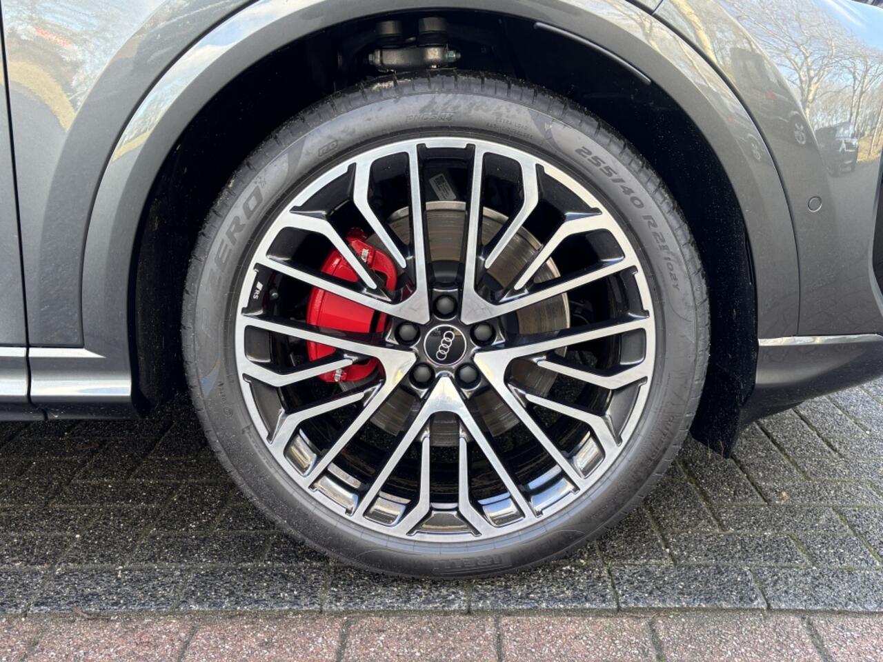 Audi Q5 e-hybrid Quattro 252pk S-Line Pano Luchtvering Trekhaak 21'' BTW