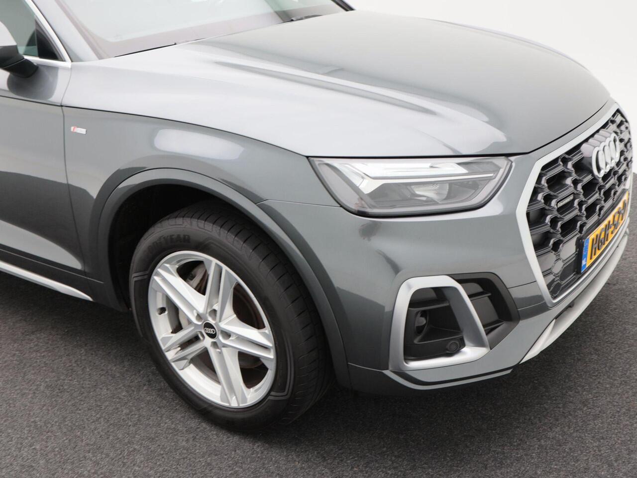 Audi Q5 50 TFSi e 300 Pk Automaat S-Line | Full LED | Adaptive Cruise | Trekhaak | LED | CarPlay | 19 Inch | Stoelverwarming