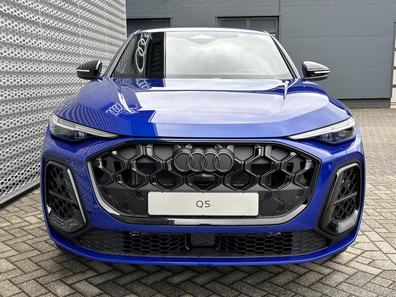 Audi Q5 Sportback S edition Competition e-hybrid 367 PK | Audi Sport velgen 21" | Panoramadak | Trekhaak | Ambient Lighting