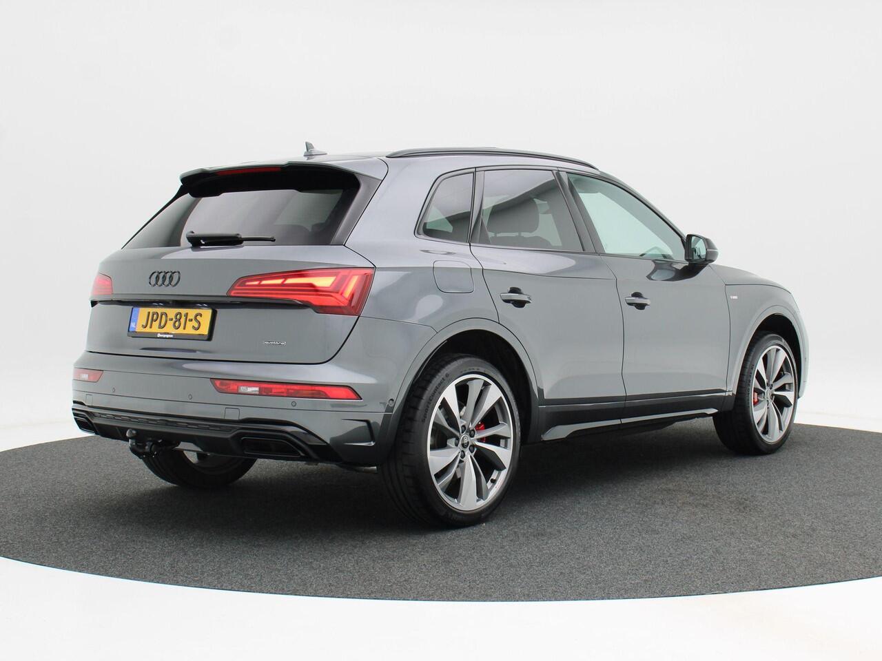 Audi Q5 55 TFSi e 367 Pk Automaat S-Line | Panoramadak | Adaptive Cruise | CarPlay | Stoelverwarming | Climate Control | Stuurverwarming | 360 camera | Trekhaak | 21 inch | 8.999 Km!!