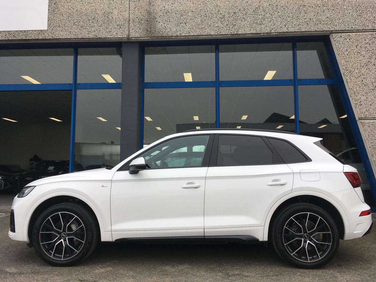 Audi Q5 55 TFSI e S-line Black Edition