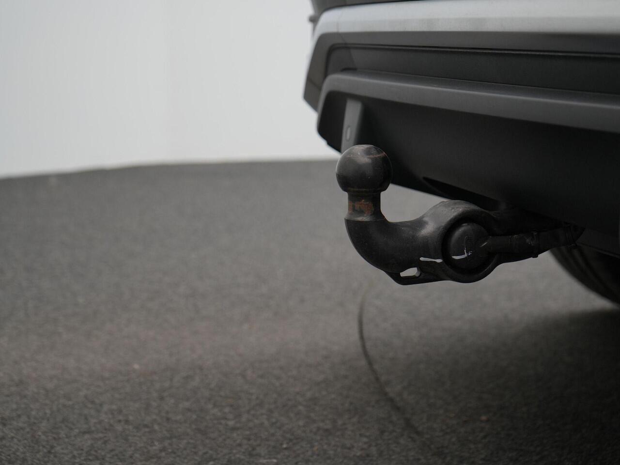 Audi Q5 Sportback 55 TFSI e 367 pk S-tronic S edition Competition / S-Line | Trekhaak | Fijnnappa leder | Bang & Olufsen | Stuur-/stoelverwarming | Matrix LED