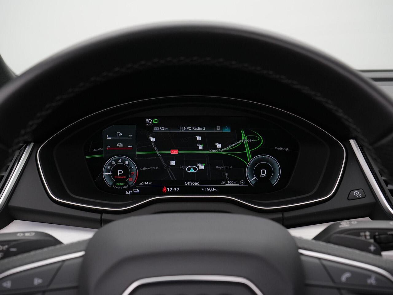 Audi Q5 Sportback 50 TFSI e 299 pk S-tronic S edition Competition / S-Line | Panoramadak | Trekhaak | Matrix LED | Achteruitrijcamera | Stoelverwarming