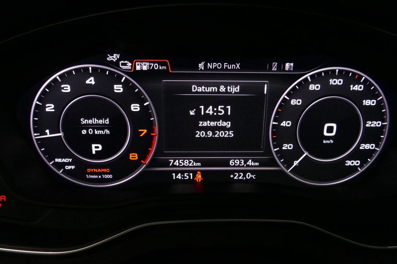 Audi Q5 55 TFSI e quattro Competition S Edition / Maxton Design Bodykit V.2 / Panoramadak / Luchtvering / Elektr. verstelbare voorstoelen / Bang & Olufsen Sound System / Matrix LED Koplampen / Rondomzichtcamera / Apple Carplay - Android Auto / Ambienteverlichting