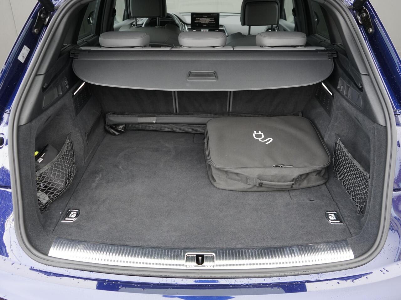 Audi Q5 55 TFSI e S edition 1ste eigenaar / S-Line binnen-buiten / Dealer onderh. / Virtual / Luchtvering / Matrix / Head-Up / Akoestisch glas /