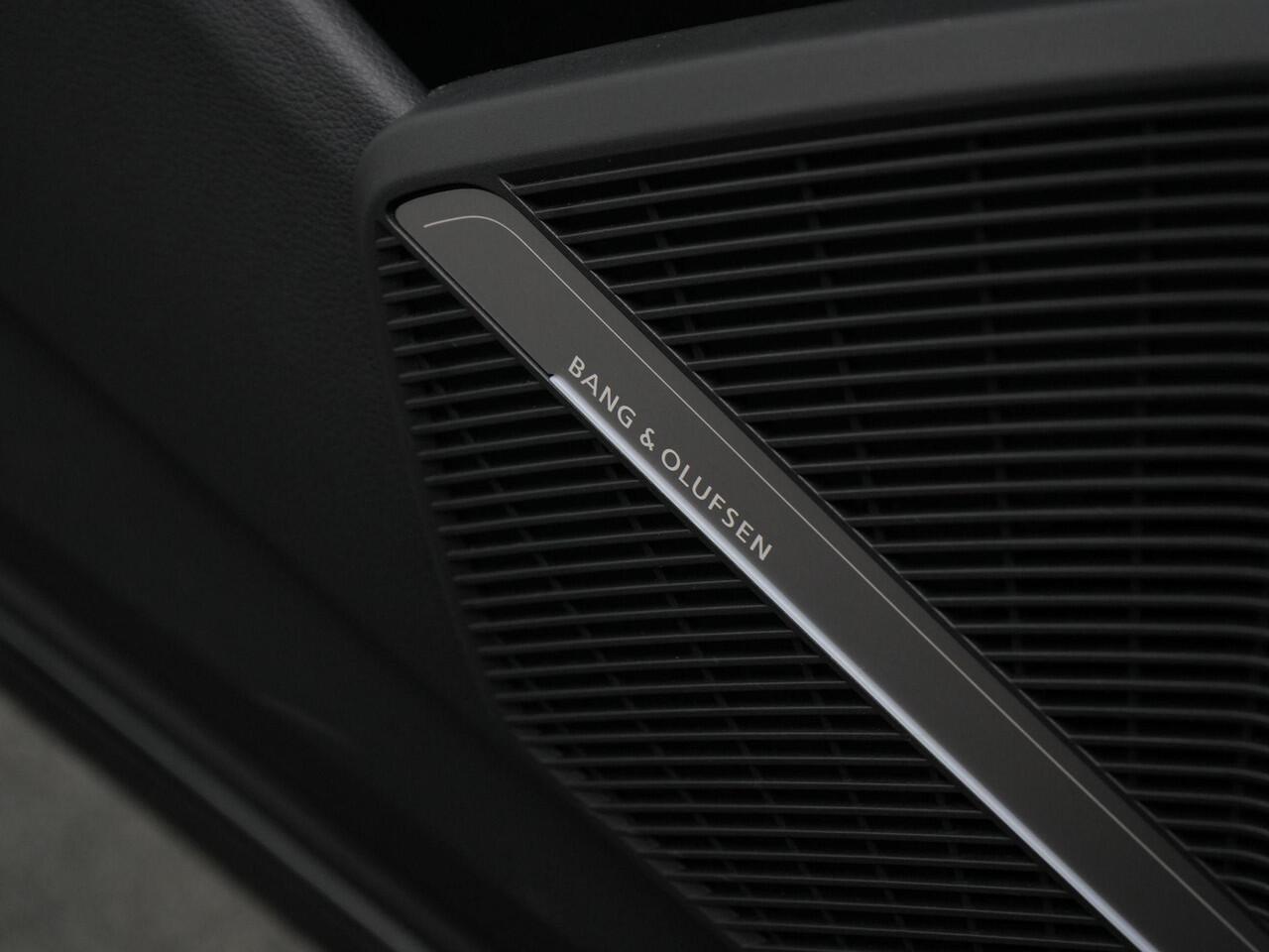 Audi Q5 Sportback 55 TFSI e 367 pk S-tronic S edition Competition / S-Line | Trekhaak | Fijnnappa leder | Bang & Olufsen | Stuur-/stoelverwarming | Matrix LED