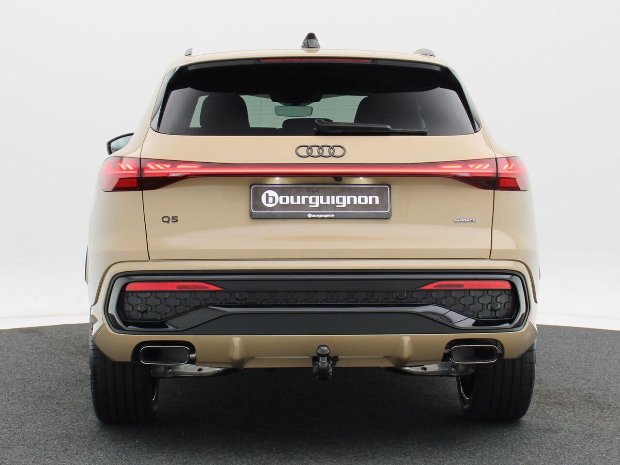 Audi Q5 S edition 2.0 TFSI e | 299 PK SUV 7 versn. | 19 inch | Zwart optiek Plus | Privacyglas |