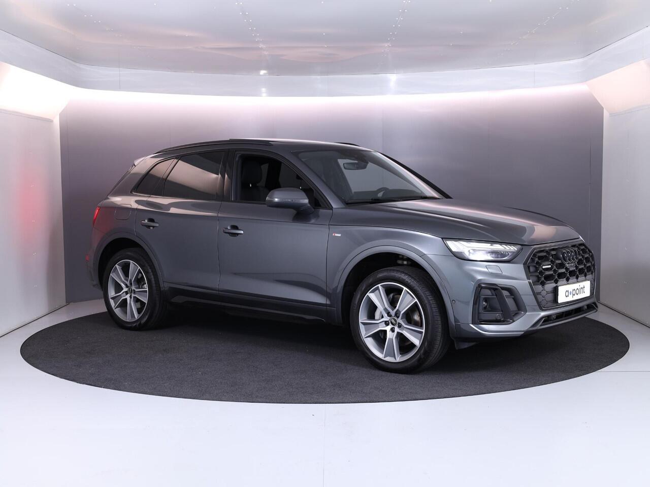 Audi Q5 50 TFSI e S-line Competition 299pk | Panoramadak | Gratis Winterset | Wegklapbare trekhaak | B&O Audio