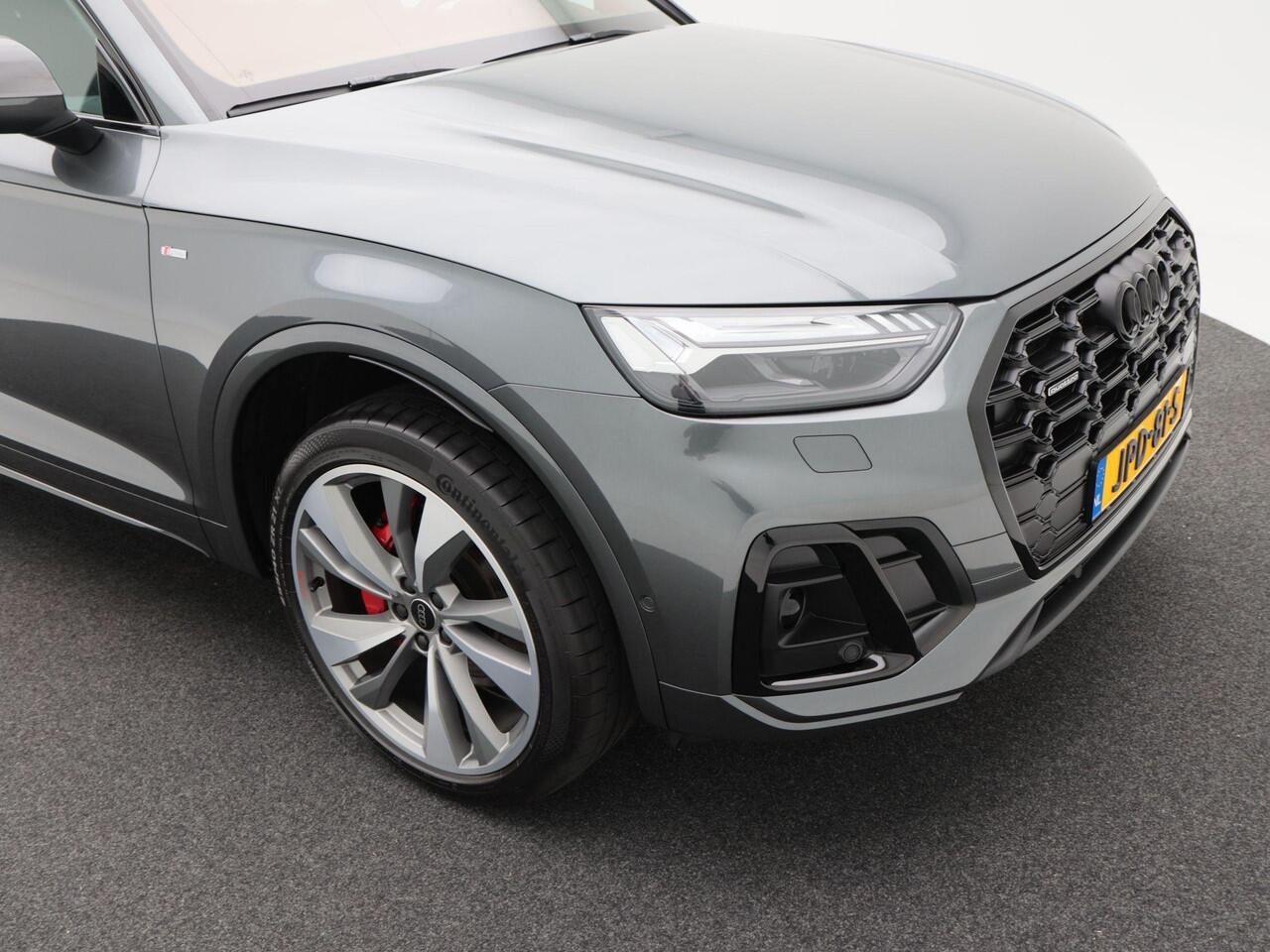 Audi Q5 55 TFSi e 367 Pk Automaat S-Line | Panoramadak | Adaptive Cruise | CarPlay | Stoelverwarming | Climate Control | Stuurverwarming | 360 camera | Trekhaak | 21 inch | 8.999 Km!!