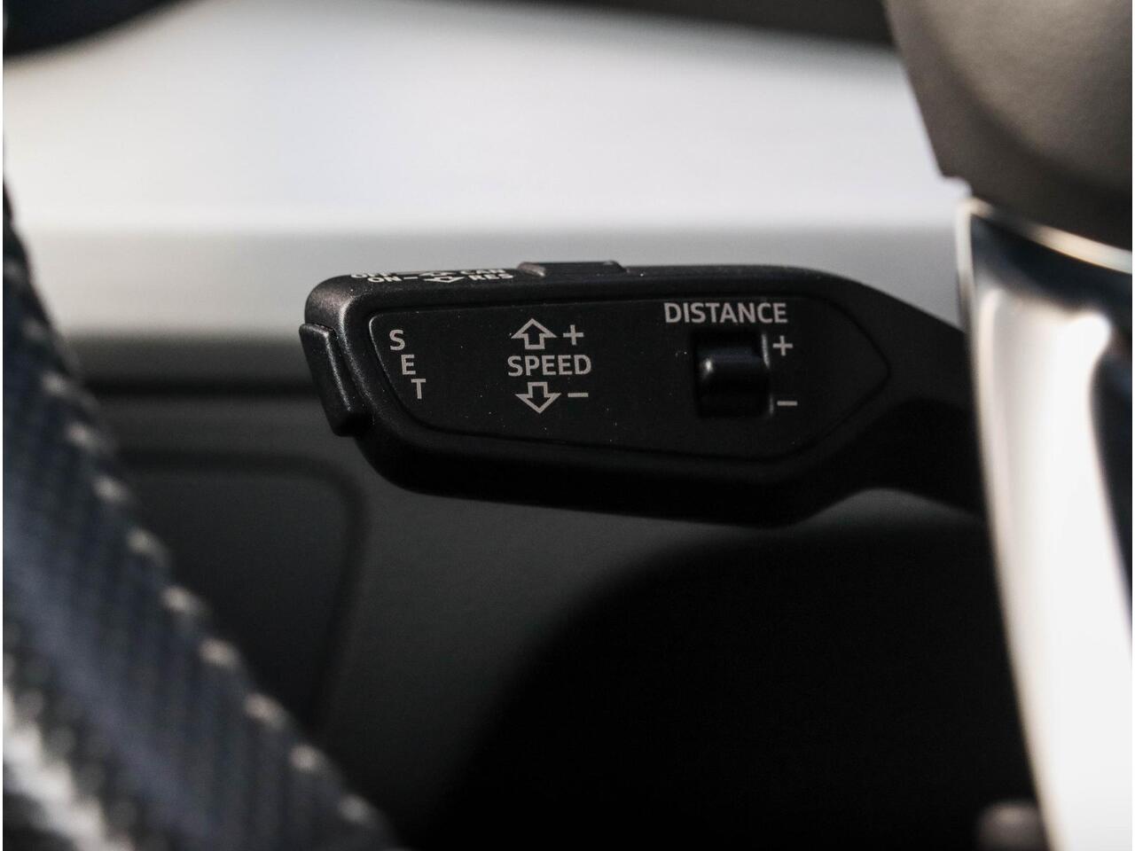 Audi Q5 55 TFSI e quattro Competition Panodak | Luchtvering | Trekhaak | Adaptive Cruise