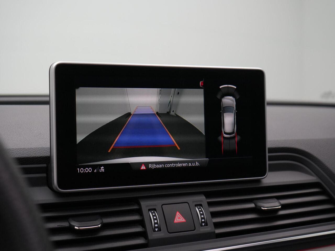 Audi Q5 55 TFSI e 367 pk S-tronic quattro Competition / S-Line | Panoramadak | Trekhaak | Luchtvering | Bang & Olufsen | Matrix LED | Leder/alcantara