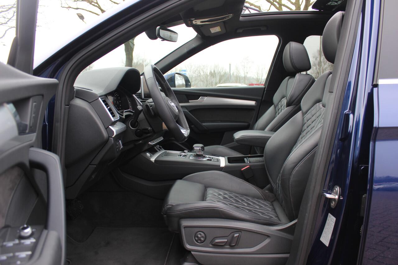 Audi Q5 55 TFSI e quattro Competition 32.038 km! / Panoramadak / 360Camera / RS Seats / B&O / 20'' / Matrix LED / Keyless / Virtual Cockpit / Stoelverwarming 4x / Dodehoek / DAB / ACC