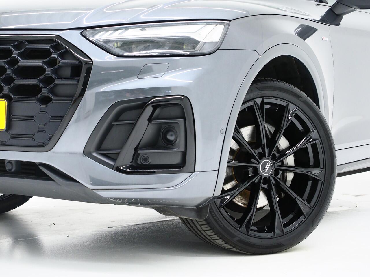 Audi Q5 55 TFSI e quattro Competition S-Line | Panoramadak | Trekhaak | 360 | Adaptive Cruise | Keyless | Carplay