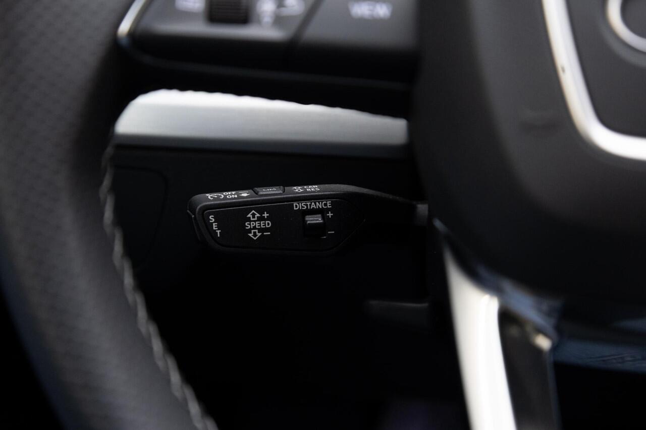 Audi Q5 Sportback 50 TFSI e S edition | Tour | Matrix | Optiek Zwart |