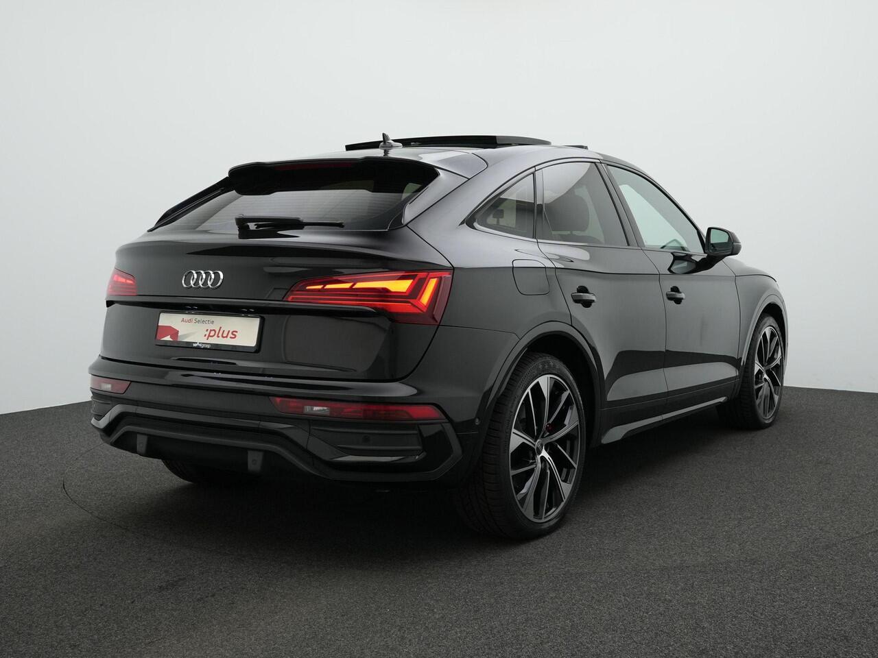 Audi Q5 Sportback 55 TFSI e 367 pk S-tronic S edition / Advanced | Panoramadak | Luchtvering | Leder | Stoelventilatie | Geheugenstoel | Carbon interieur | Head-up display