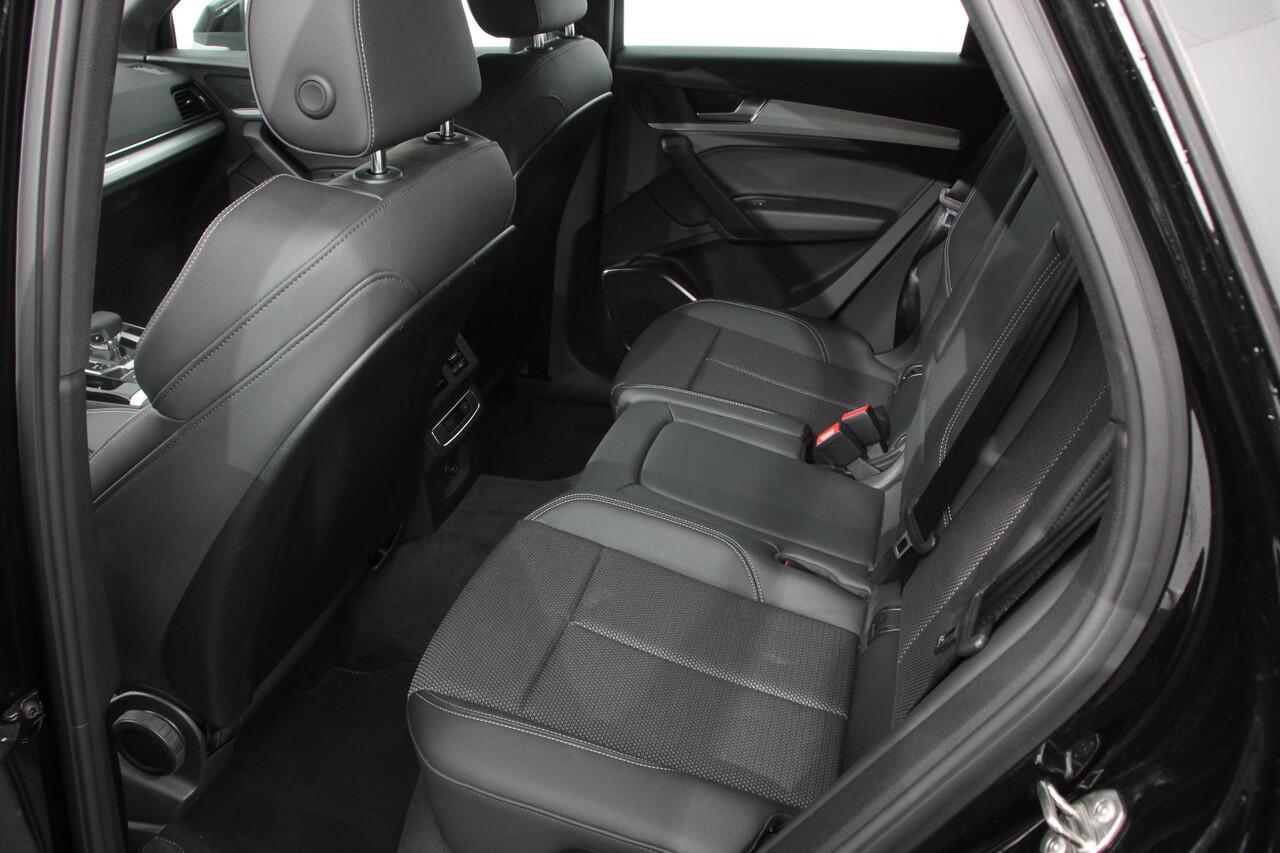 Audi Q5 Sportback 50 TFSI e S Edition S-Tronic Plug in Hybrid | Navigatie | Climate Control | Camera | Adaptive Cruise Control | Elektrische Achterklep | Led Matrix | Stoelverwarming |