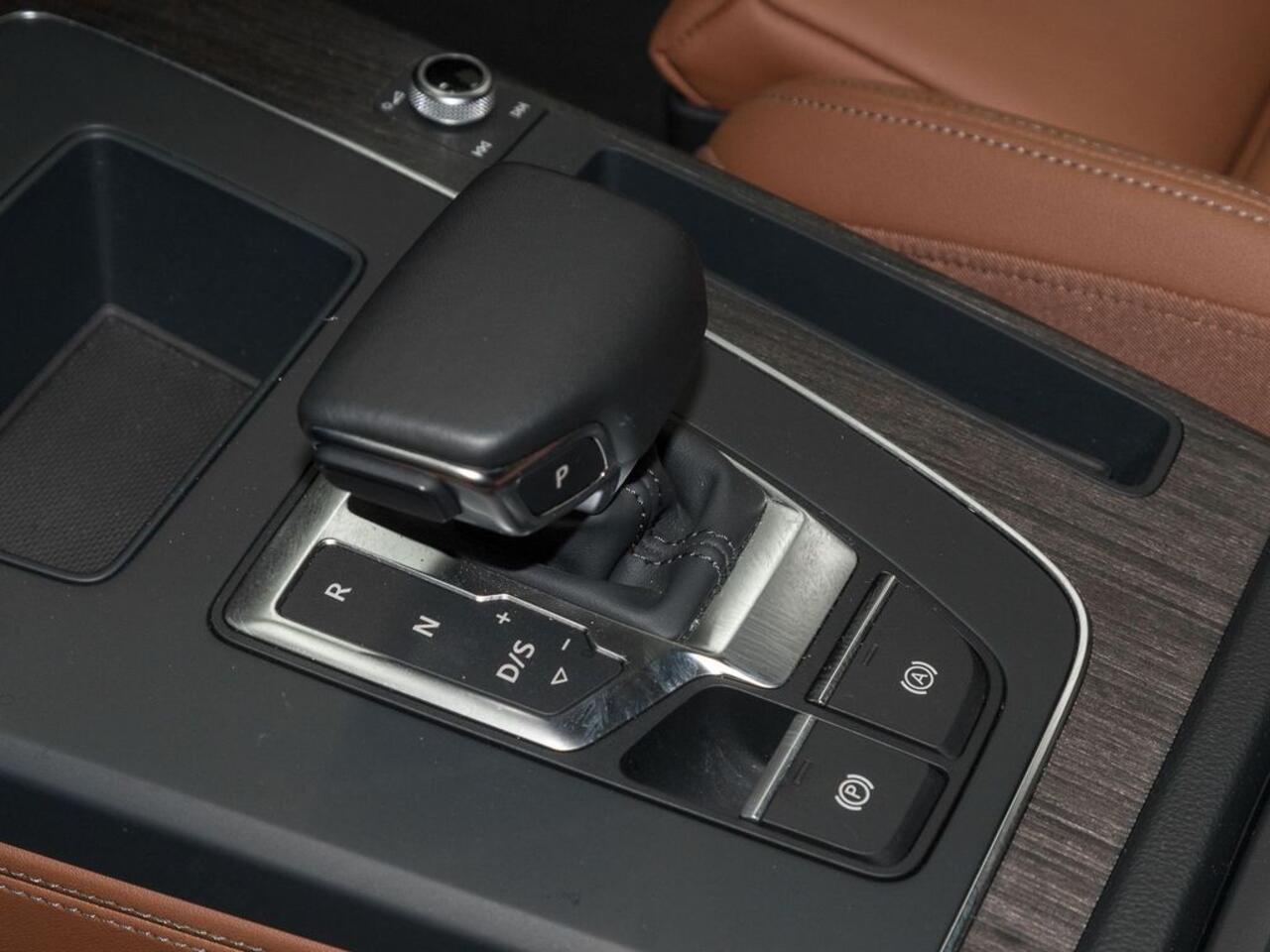 Audi Q5 55 TFSI e S Line 367 PK ACC Camera Head-Up Trekhaak Leder EL. Sportstoelen 20 Inch