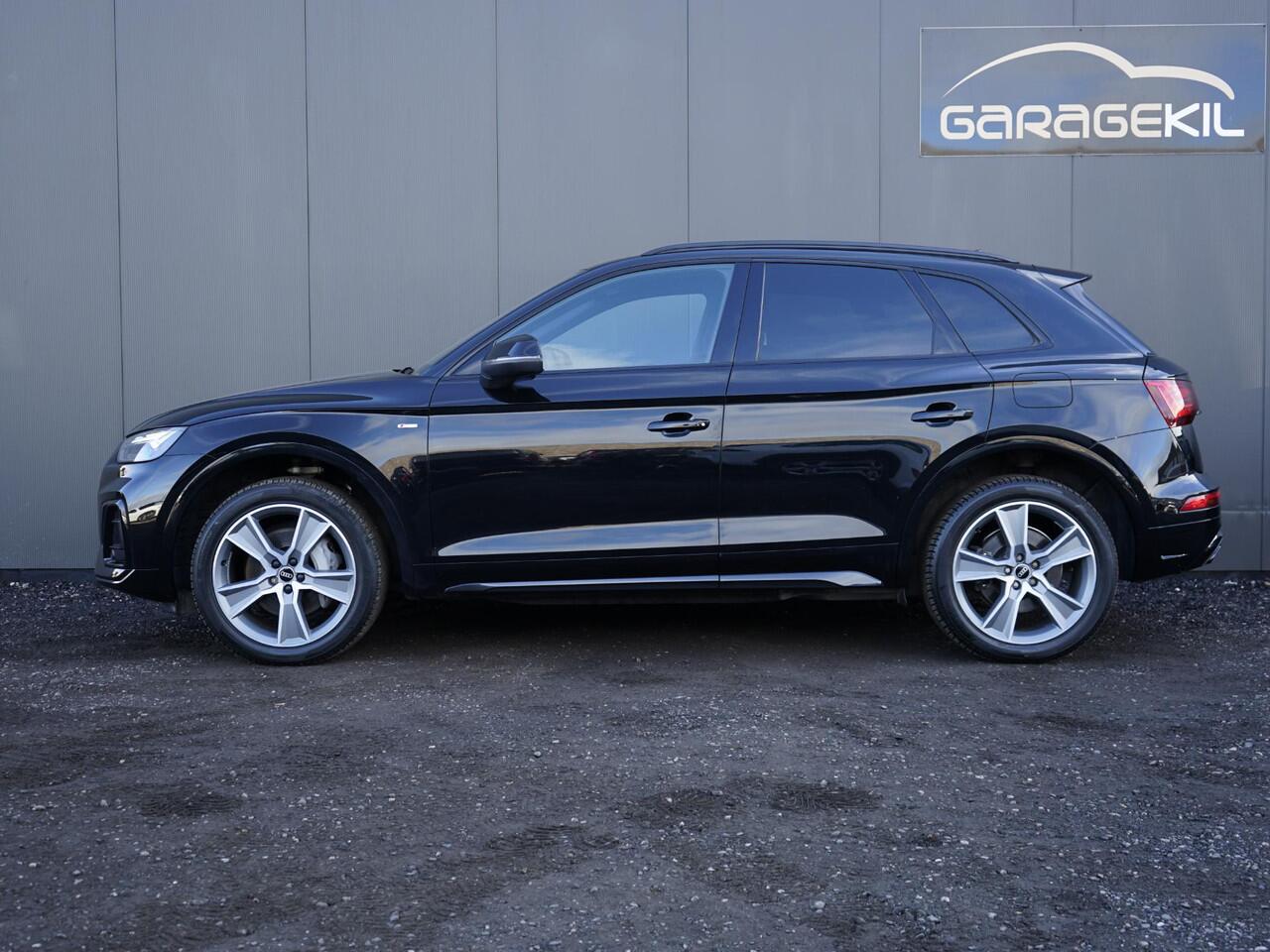 Audi Q5 50 TFSI e S line 1e Eig /Dealeronderh. / Hulppakket Tour / Hulppakket Stad / Elektr. Trekhaak / Zwart optiek / Ambianteverlichting