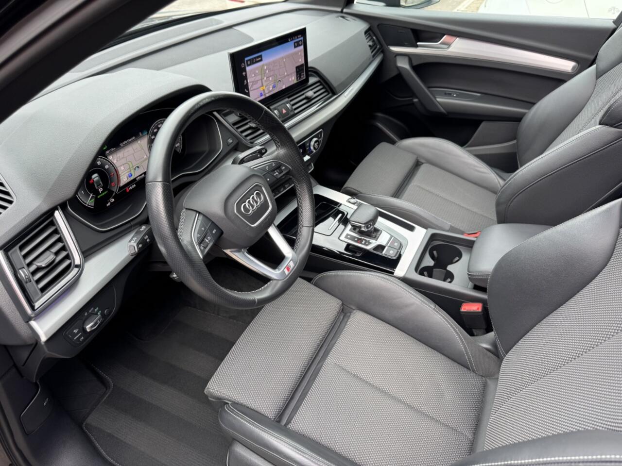 Audi Q5 50 TFSI e S-Line Black Ed. Pano Sfeerverlichting Camera