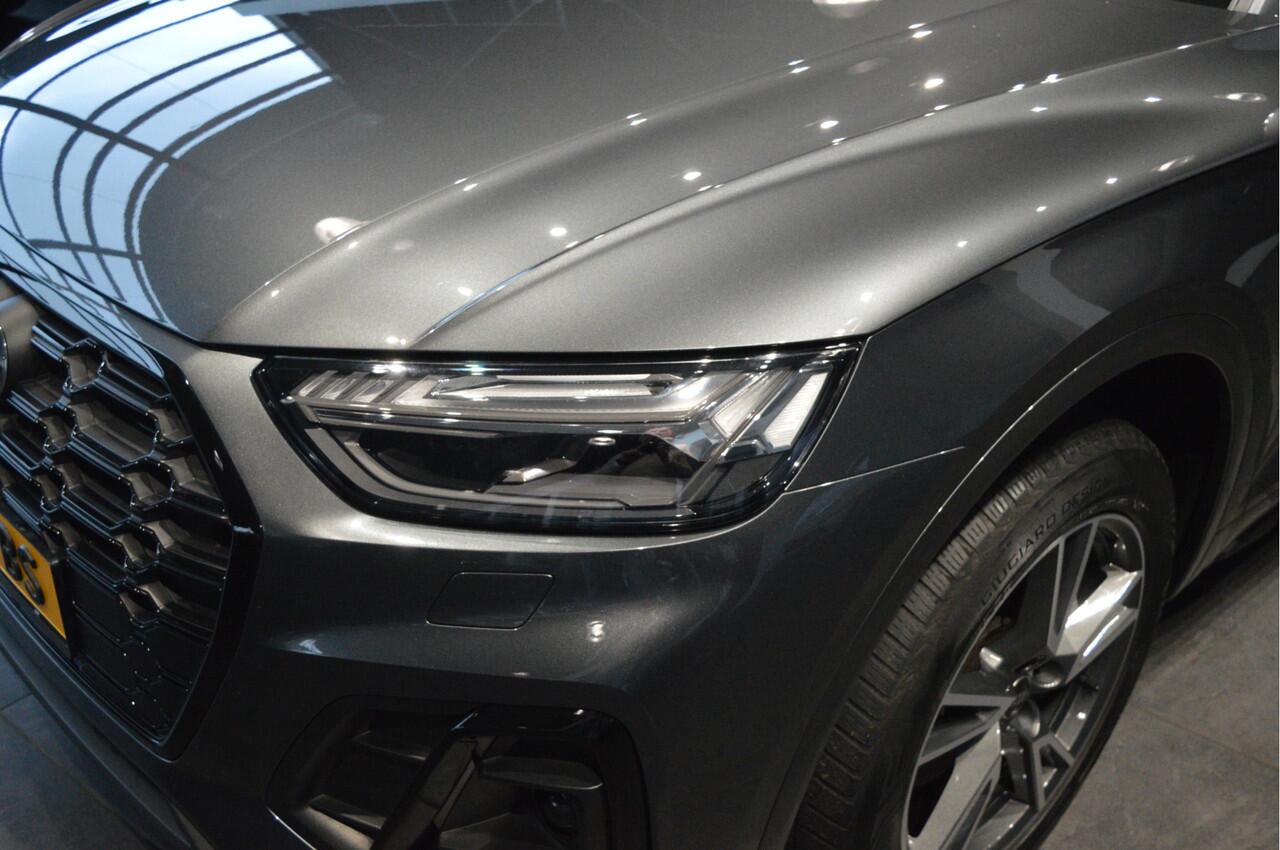 Audi Q5 50 TFSI e 3X S-LINE navi pano trekhaak keyless 19 inch !!