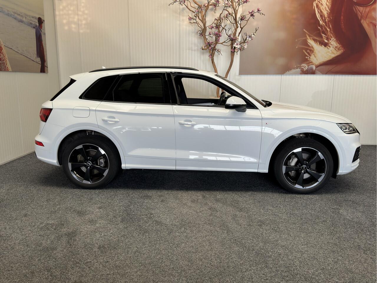 Audi Q5 50 TFSI E QUATTRO S EDITION PHEV B&O NAVIGATIE CRUISE CONTROL CLIMATE CONTROL STOF/LEDER APPLE CARPLAY/ANDROID KEYLESS GO ACHTERUITRIJCAMERA ZEER MOOI !! 3010