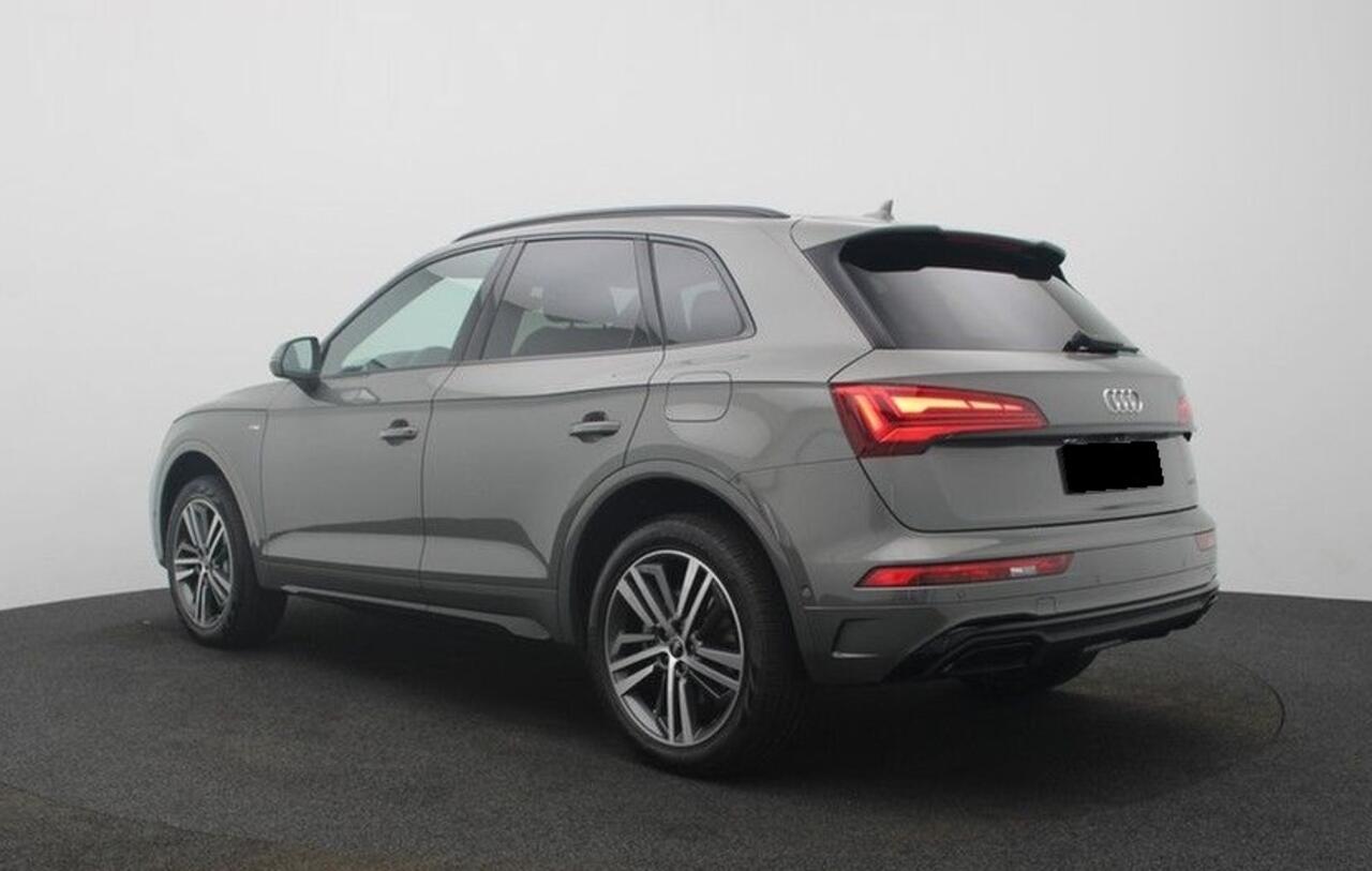 Audi Q5 50 TFSI e S Line ACC Trekhaak Sportstoelen 20 Inch Bang und Olufsen Audi Virtual Cockpit