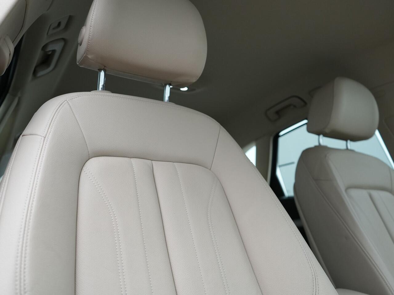 Audi Q5 50 TFSI e quattro S edition Plug In Hybrid 300pk Dealer O.H PHEV | 360 Camera | Lederen Sportstoelen Memory & Verwarmd | Navigatie | Cruise Control | Keyless | DAB | Virtual |