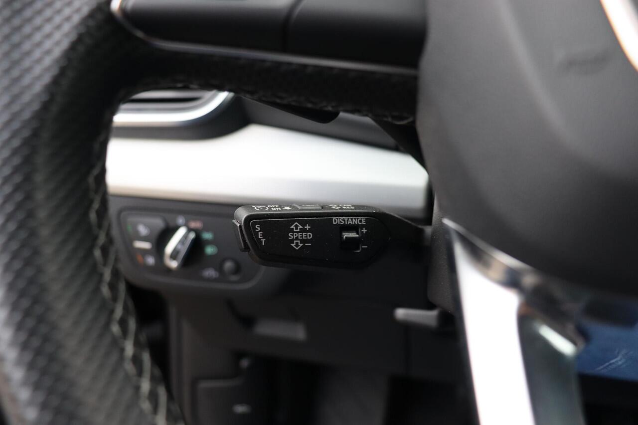 Audi Q5 Sportback 55 TFSI e S edition Competition