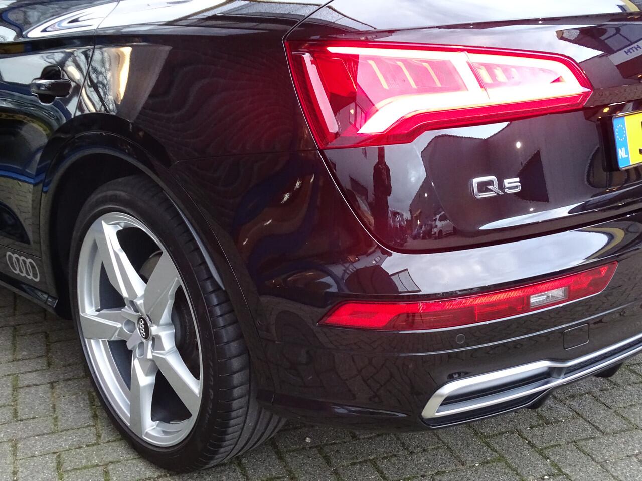 Audi Q5 45 TFSI quattro S edition TREKHAAK AUTO VOL OPTIES