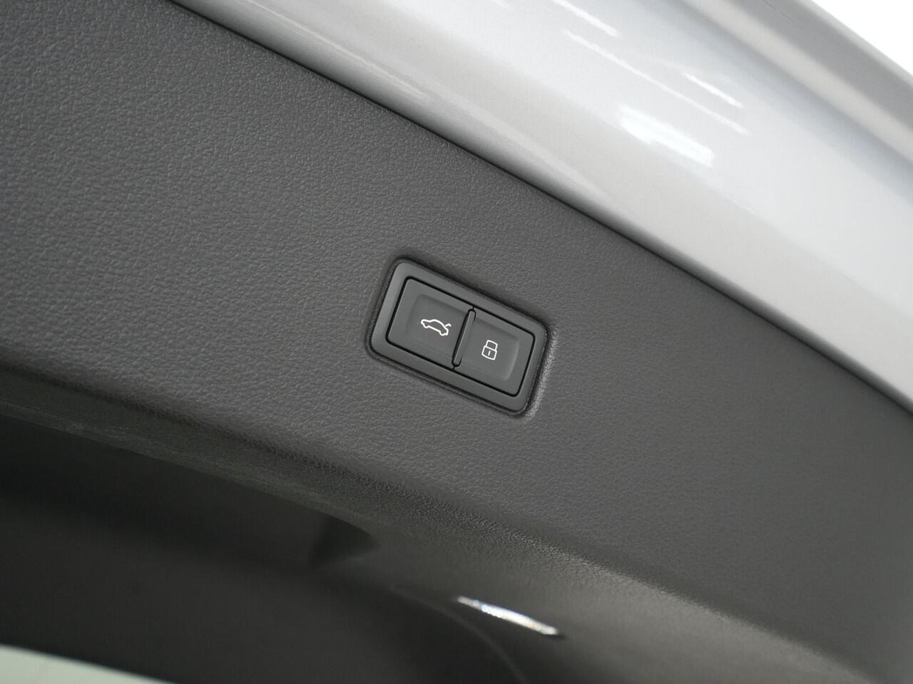 Audi Q5 Sportback 50 TFSI e S edition Panoramadak Matrix led Camera 37