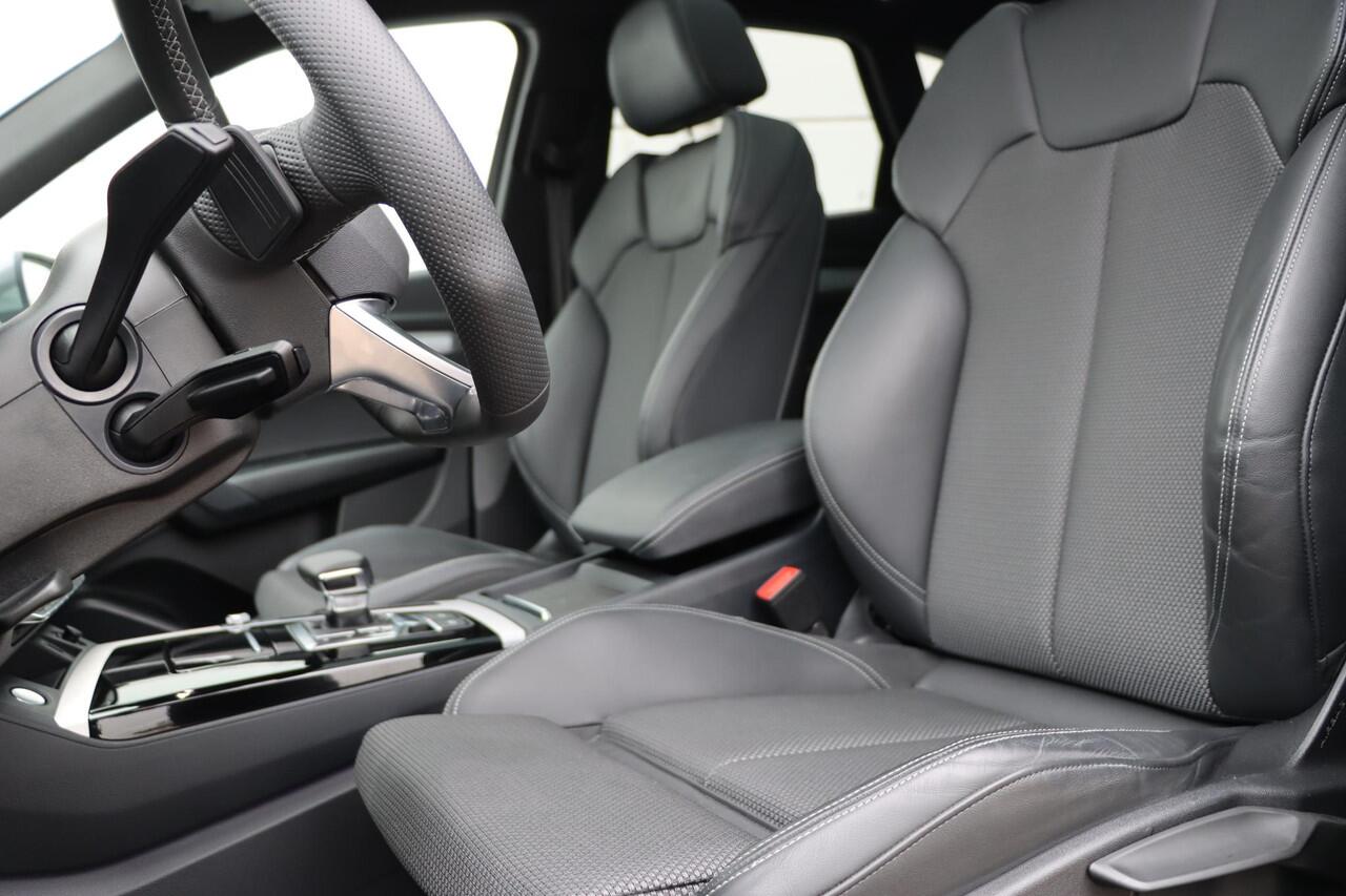 Audi Q5 50 TFSI e S edition Competition quattro 300pk S-Tronic | Panoramadak | Zwart optiek | Elektrische achterklep