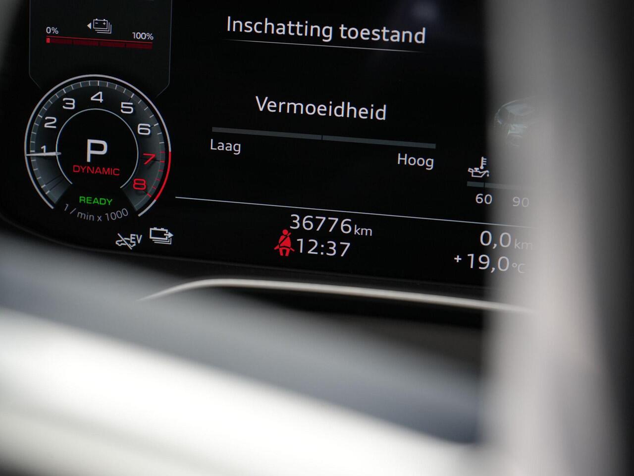 Audi Q5 Sportback 50 TFSI e 299 pk Quattro S-Line | Panoramadak | Trekhaak | Matrix LED | Achteruitrijcamera | Stoelverwarming