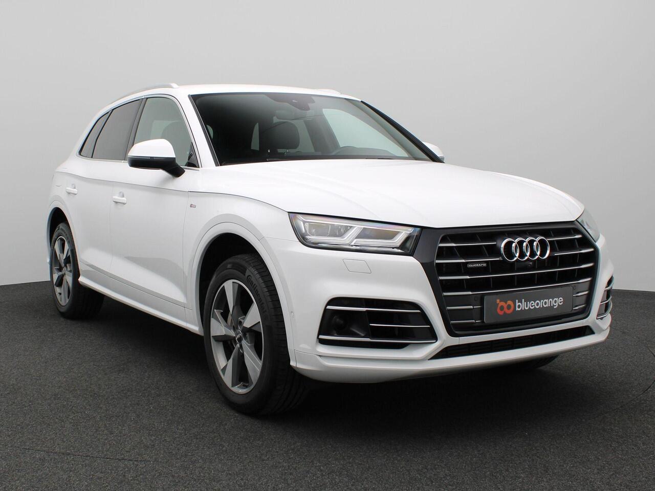 Audi Q5 55 TFSI e quattro S edition 367PK S-Tronic 360gr. Camera, Elektr. verst. stoelen, Keyless, B&O Soundsysteem, Matrix-LED verlichting, Side Assist, Elektr. Achterklep, Stoelverwarming, 19" LM Velgen, Adaptieve Cruise Control