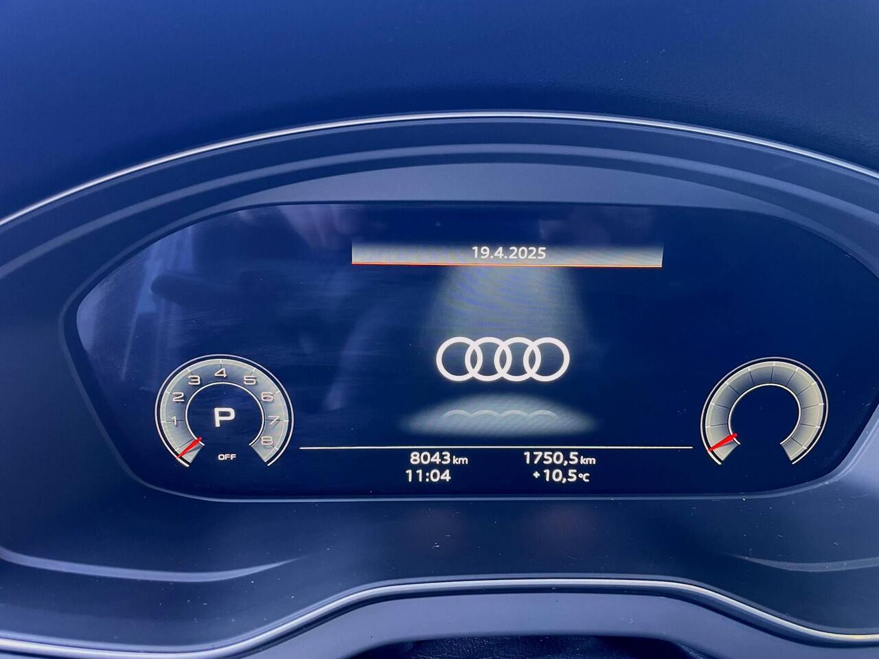 Audi Q5 40 TFSI S edition | Slechts 8000km! | Luchtvering | Tour Ass pack | Panodak | Etc.. 1 eig | Org NL