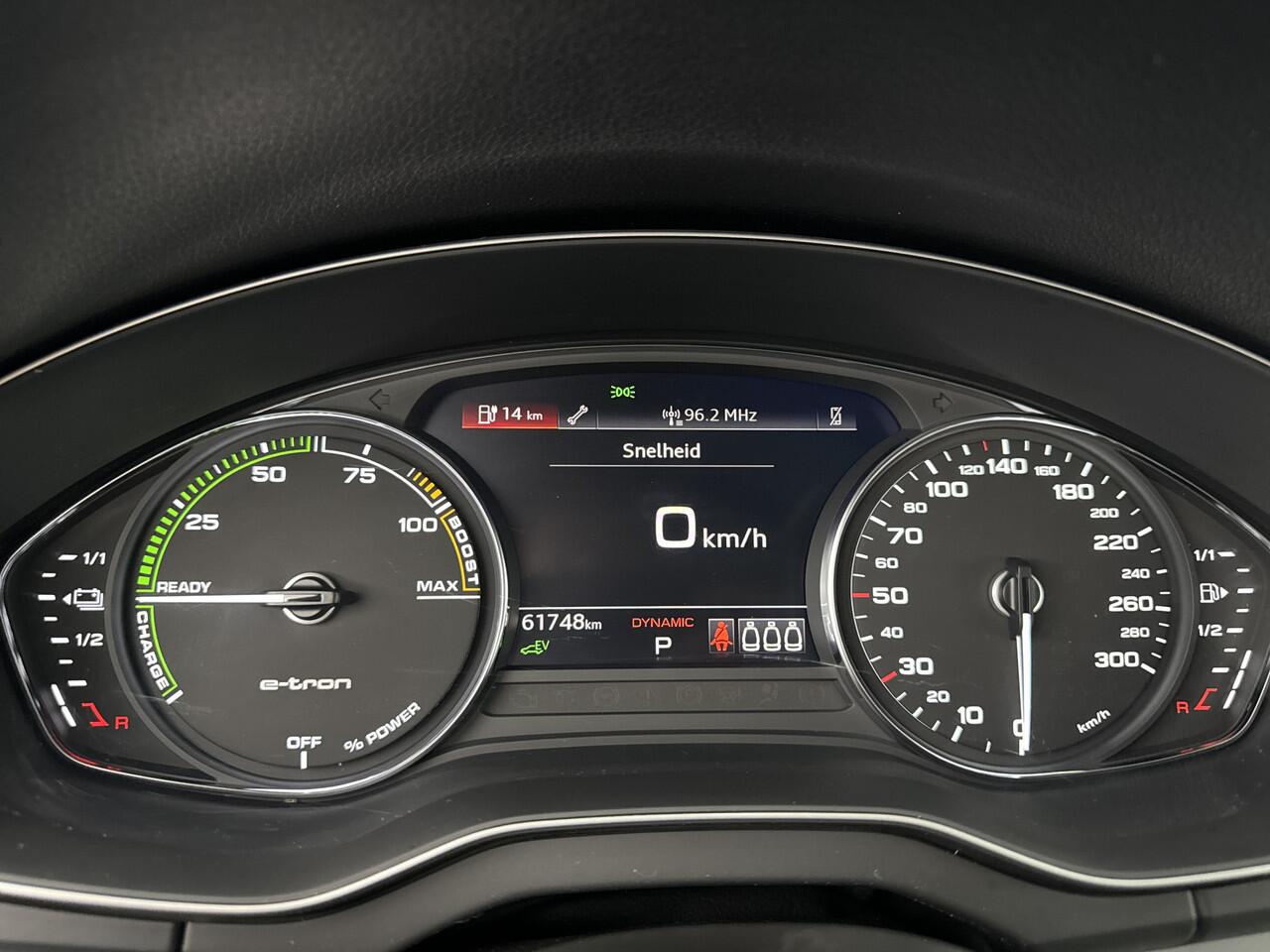 Audi Q5 50 TFSI e 266 PK S-Line /Pano-dak/19'LMV/BTW/LED