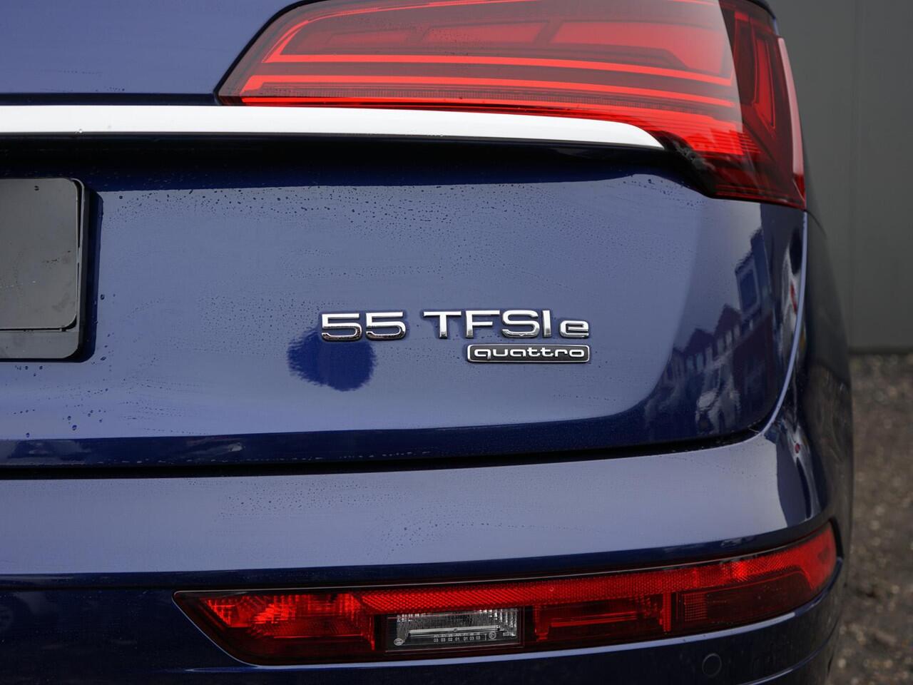 Audi Q5 55 TFSI e S edition 1ste eigenaar / S-Line binnen-buiten / Dealer onderh. / Virtual / Luchtvering / Matrix / Head-Up / Akoestisch glas /