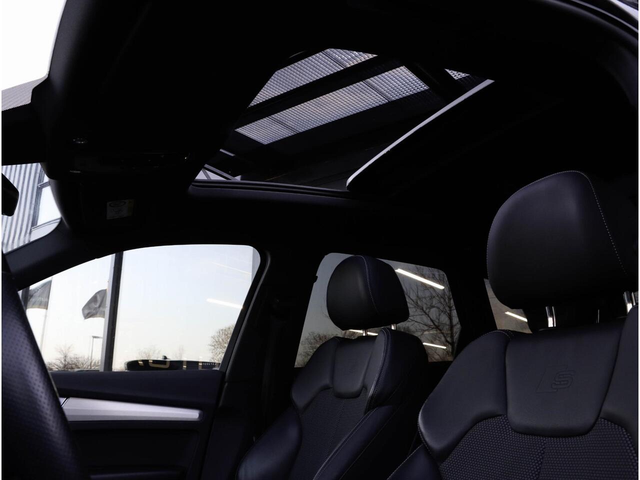 Audi Q5 55 TFSI e quattro Competition Panodak | Luchtvering | Trekhaak | Adaptive Cruise