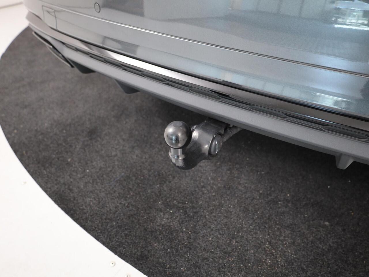 Audi Q5 50 TFSI e S-line Competition 299pk | Panoramadak | Gratis Winterset | Wegklapbare trekhaak | B&O Audio