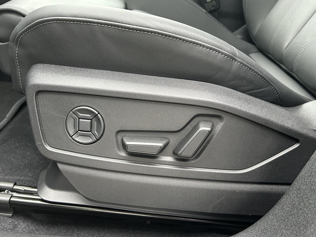 Audi Q5 Sportback S edition Competition 2.0 TFSI e 270 kW / 367 PK S Zwart Leder | Head-Up Display | Trekhaak | Luchtvering | Matrix | Keyless Entry | Bang & Olufsen | Sfeerverlichting | Adaptieve Cruise Control |