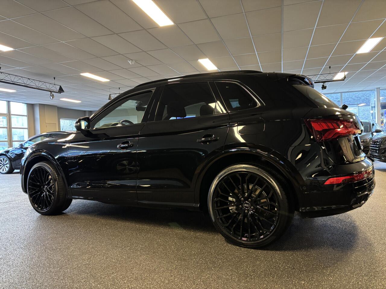 Audi Q5 55 TFSI e quattro 367 Pk / RS seats / Luchtvering / Pano - Black Optic - B & O / ACC / Virtual / BLIS / 360 camera / Matrix LED / 21 inch - Elek Trekhaak -