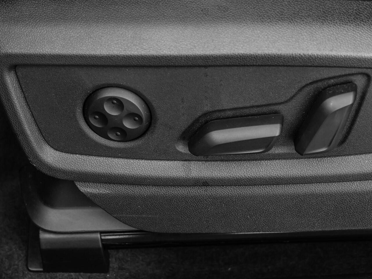 Audi Q5 Sportback 55 TFSIe 367PK S-tronic S Edition Competition · Panoramadak · Elek. Trekhaak · Bang & Olufsen · Luchtvering · Camera · Apple/Android Car Play · 21'' Inch · Garantie t/m 19-06-2030 of 100.000km.