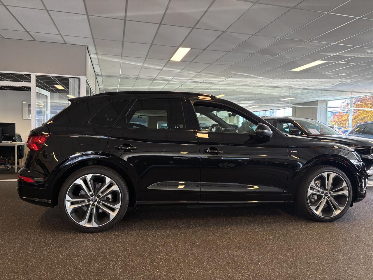 Audi Q5 55 TFSI e quattro Competition / RS seats / Luchtvering / Pano - Black Optic - B & O / ACC / Virtual / BLIS / 360 camera / Matrix LED / 21 inch - Elek Trekhaak -