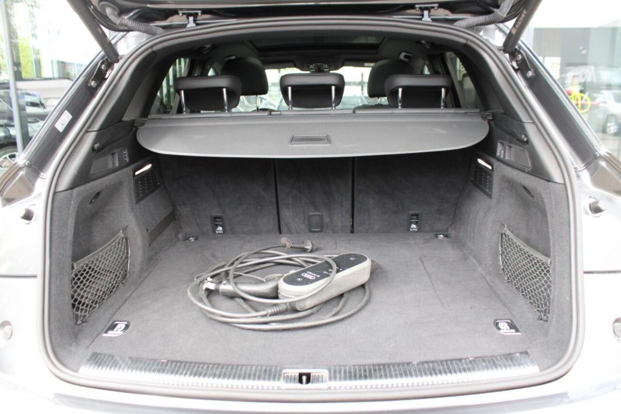 Audi Q5 50 TFSI E S EDITION / Pano dak / Matrix LED / Virtual Cockpit