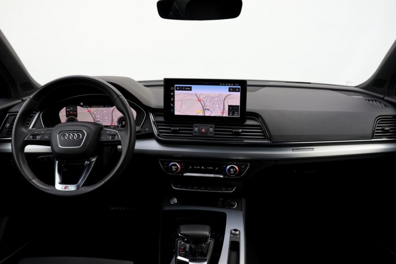 Audi Q5 55 TFSIe S-Line - 367 pk **Bang Olufsen / Trekhaak / 360 camera