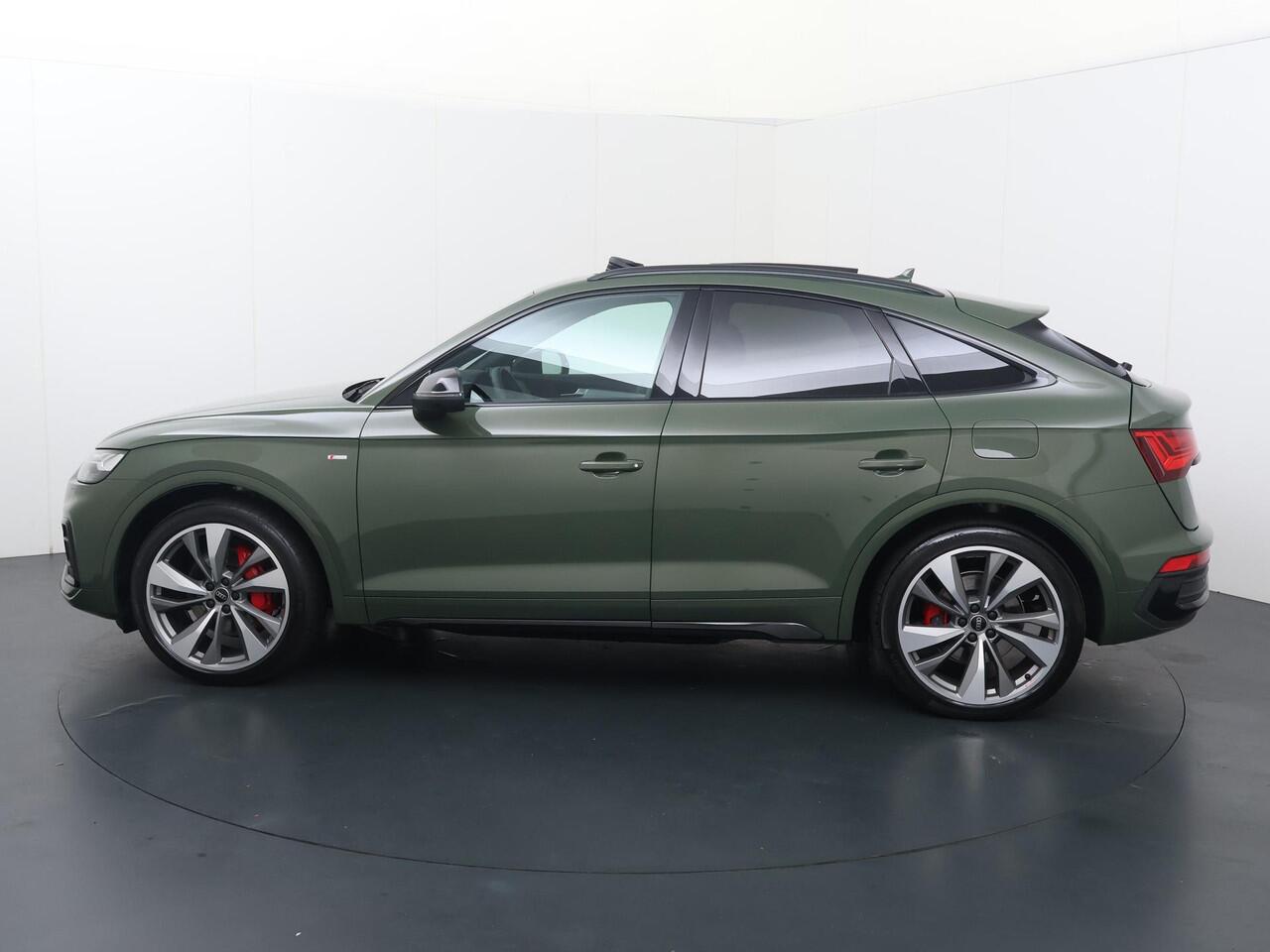 Audi Q5 Sportback 55 TFSI e S edition Competition | 367 PK | SoH 95% | Trekhaak | Panoramadak | Luchtvering | Head-up display | Matrix LED koplampen | 21" LM velgen | B&O premium sound | S line |