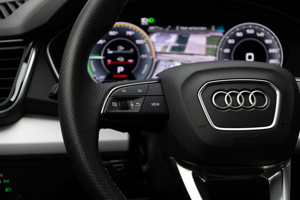 Audi Q5 Sportback 50 TFSI e S edition | Tour | Matrix | Optiek Zwart |