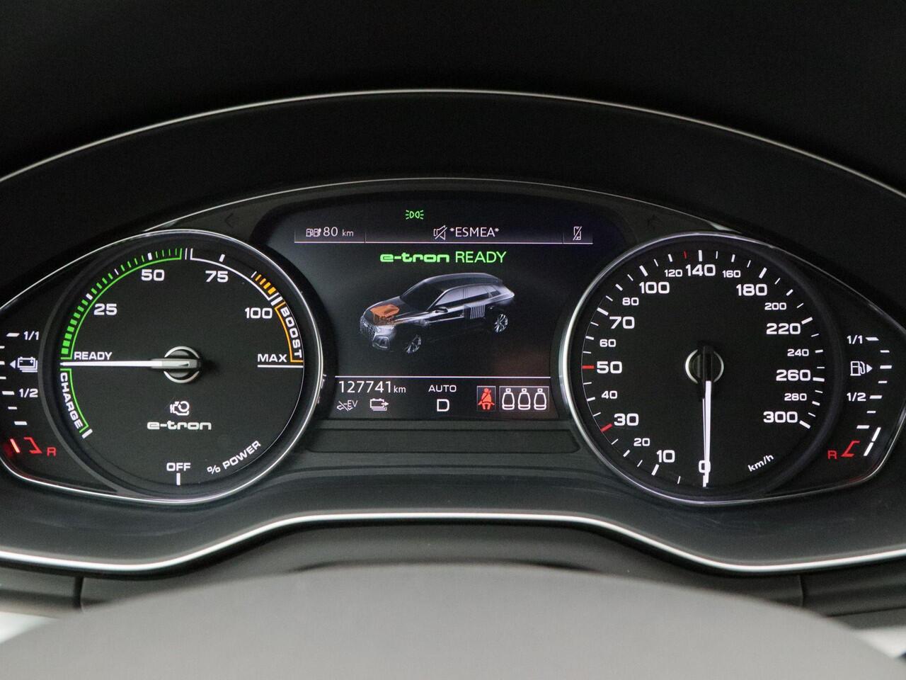 Audi Q5 50 TFSi e 300 Pk Automaat S-Line | Full LED | Adaptive Cruise | Trekhaak | LED | CarPlay | 19 Inch | Stoelverwarming