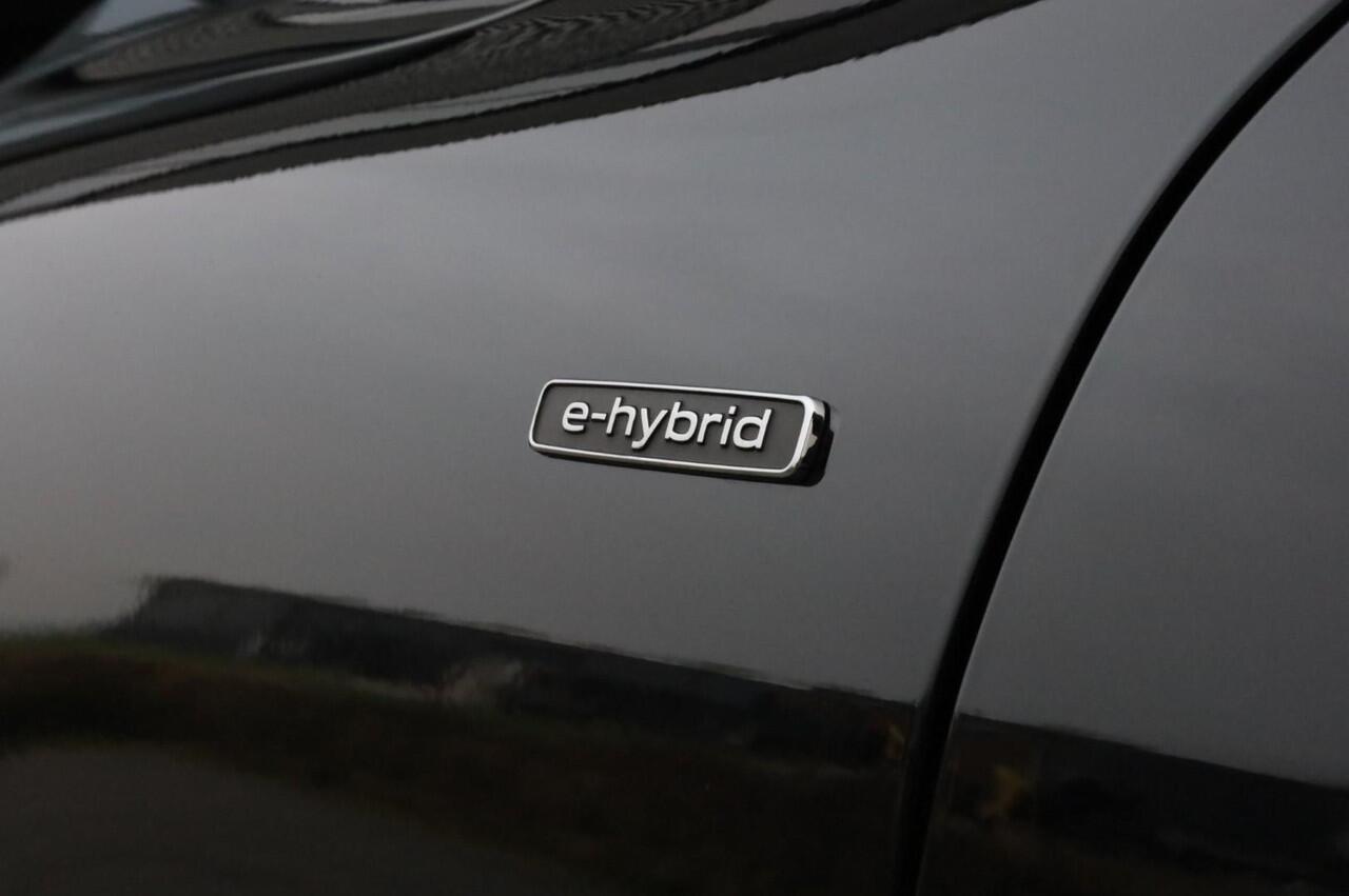 Audi Q5 e-hybrid Competition Luchtvering l Trekhaak l Pano